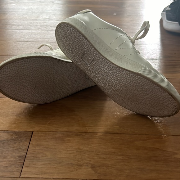 NWOT! Veja Esplar Women White Sneaker US Size 5! - Picture 5 of 5